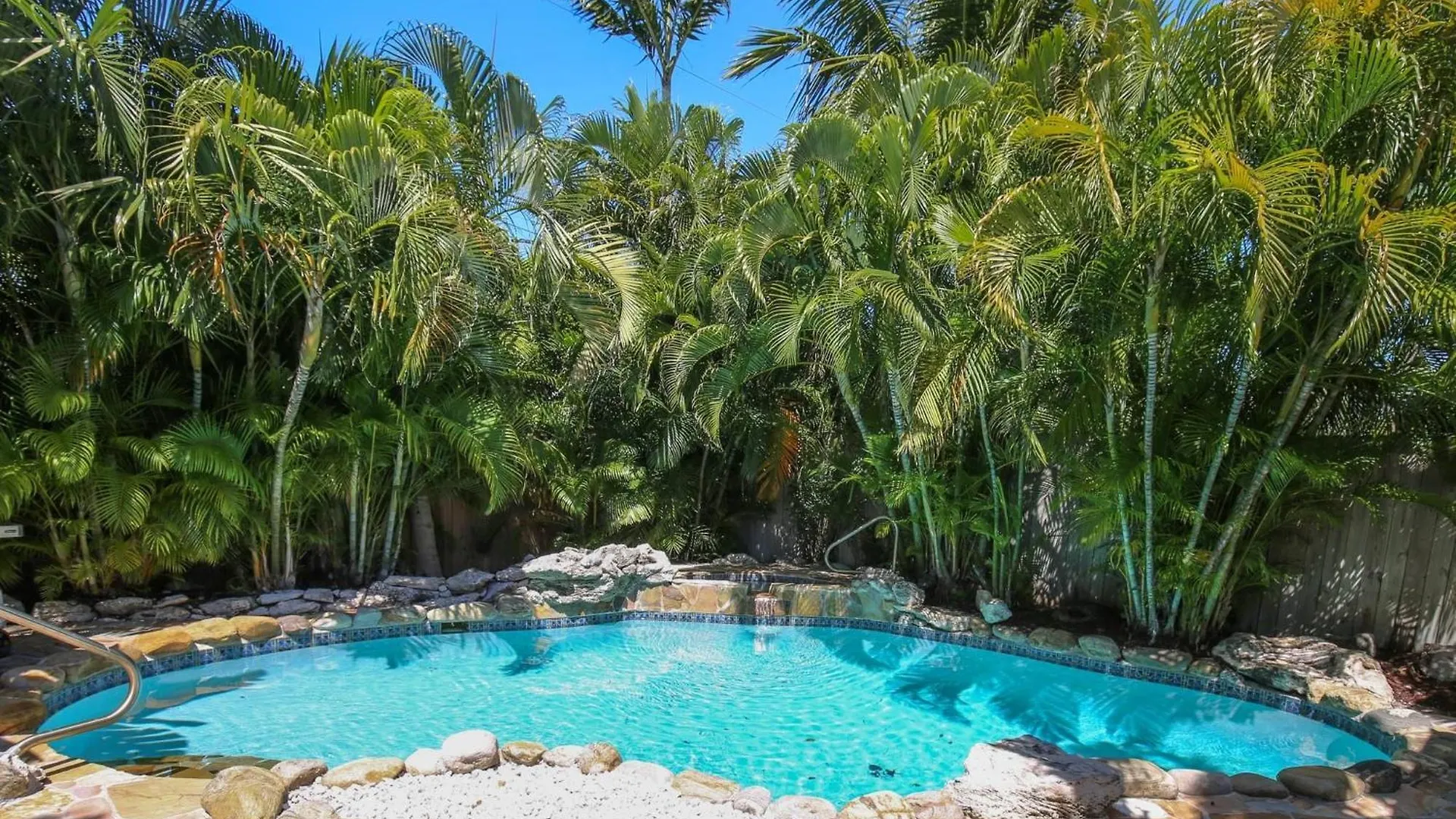 Сasa de vacaciones Flaglers Oasis By Avantstay Private Pool In Key West Month Long Stays Only